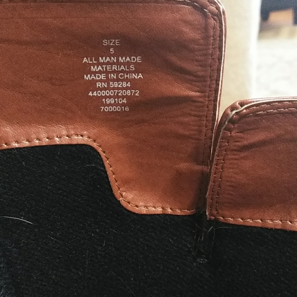 Boots - Picture 7 of 8